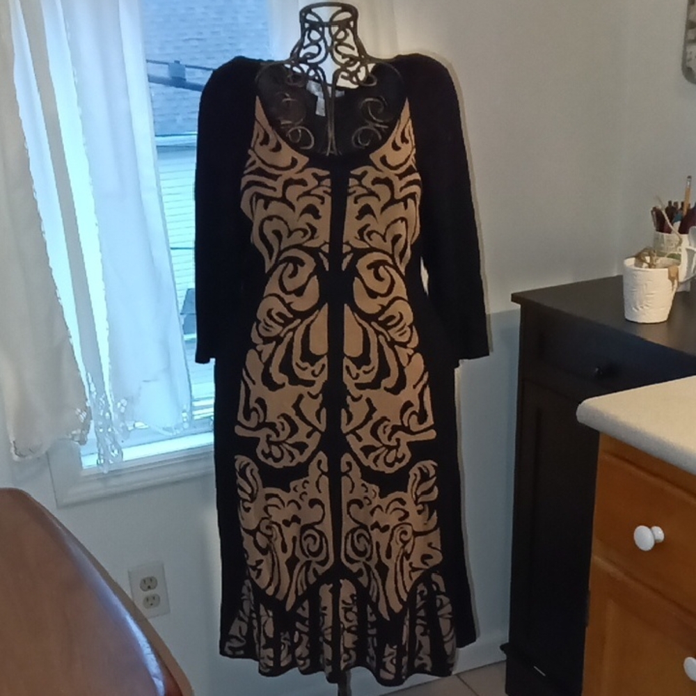 Dress Barn Black and Tan Long Sleeve Dress